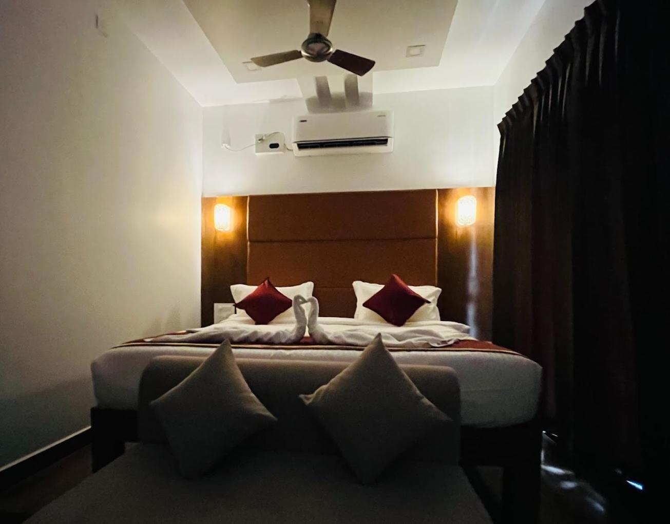Grb Resort Tiruchchendūr Extérieur photo